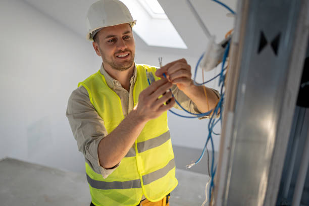 Best Licensed Electrician  in Logan, WV